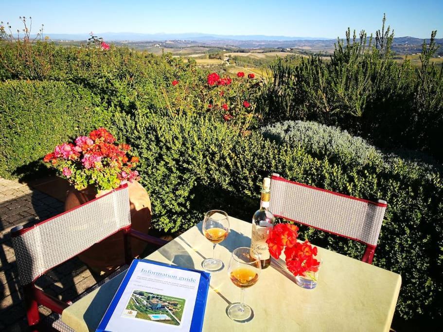Castello Di Fulignano Ildebrando Superior Apartment San Gimignano Exterior photo